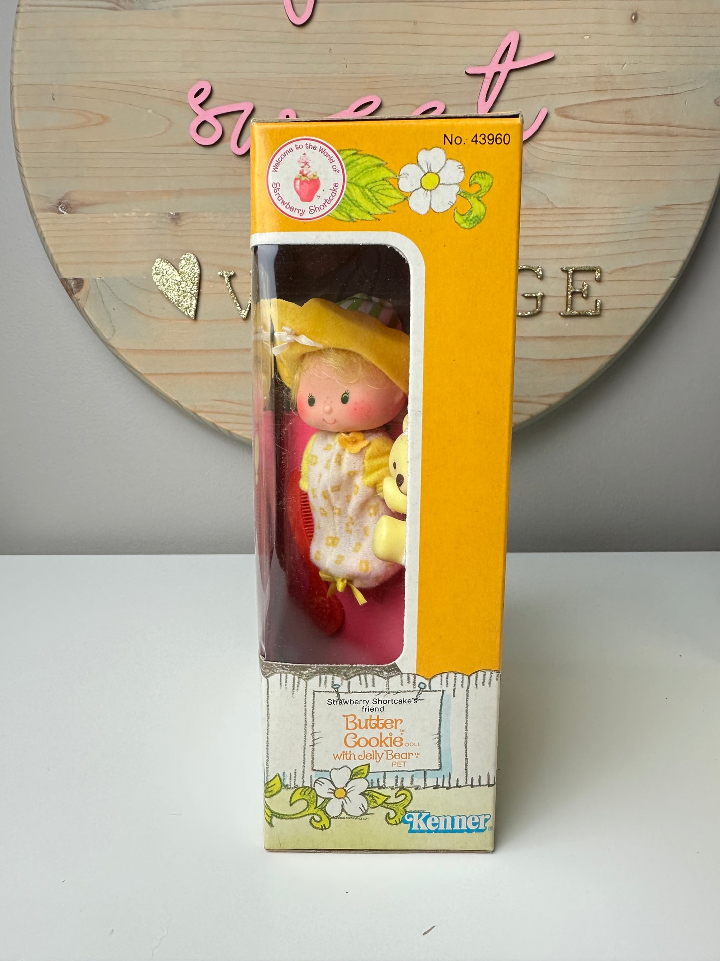 1982 Kenner Strawberry Shortcake Butter Cookie with Jelly Bear Doll NRFB Factory Sealed