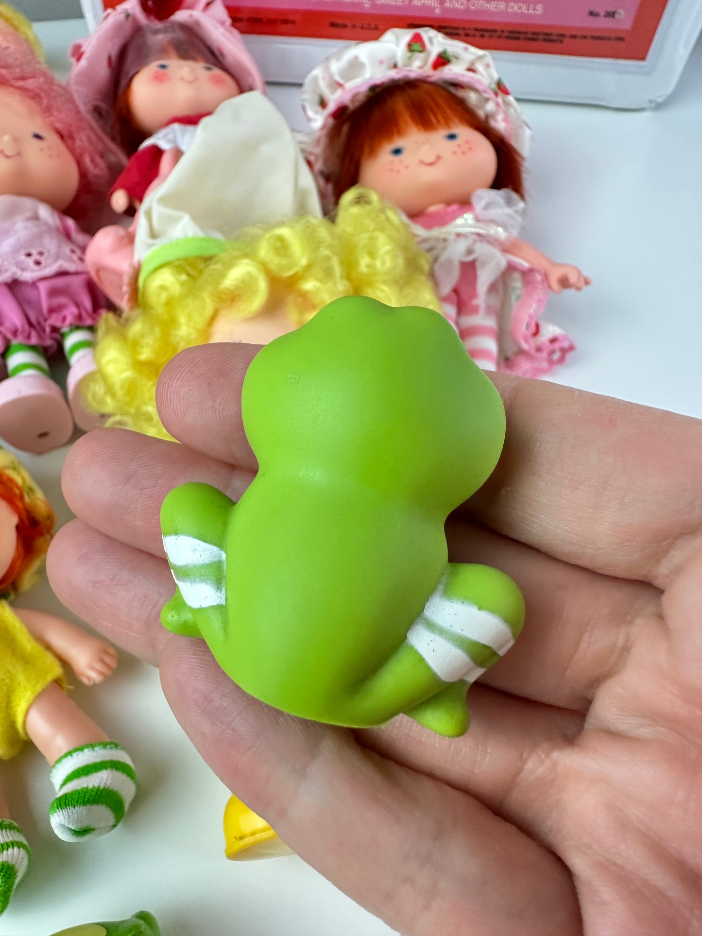 🎉 SHOP MY BINS 🎉 1980s Kenner Strawberry Shortcake Dolls Unplayed With [Sold Separately]