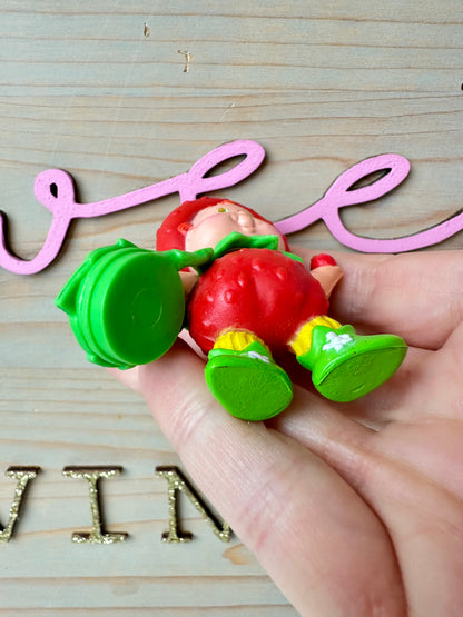 1985 Kenner Strawberry Shortcake Berrykin Critter [Full Pouch, Faint Scent]