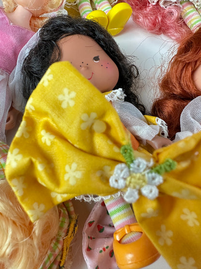 1985 Kenner Strawberry Shortcake COMPLETE Berrykin Doll Collection *Berry Vault*
