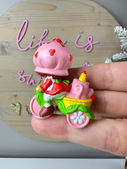 1984 Kenner Strawberry Shortcake with Custard on the Berry Cycle Mini PVC Figure *Berry Vault*