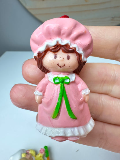 1980s Kenner Strawberry Shortcake in a Nightgown Miniature PVC