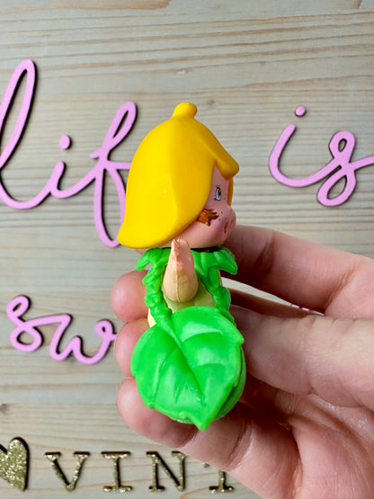 1985 Kenner Strawberry Shortcake Banana Berrykin Critter