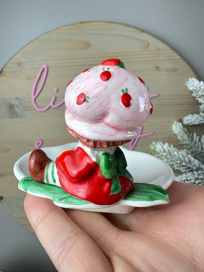 1980s Strawberry Shortcake Designer's Collection Earthen Ware Figural Trinket Tray