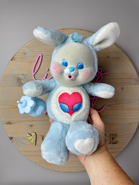 1986 Kenner Care Bear Cousins L'il Swift Heart Cub with Bottle