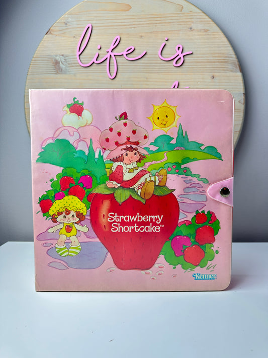1984 Kenner Strawberry Shortcake Storybook Carry Case *Berry Vault*