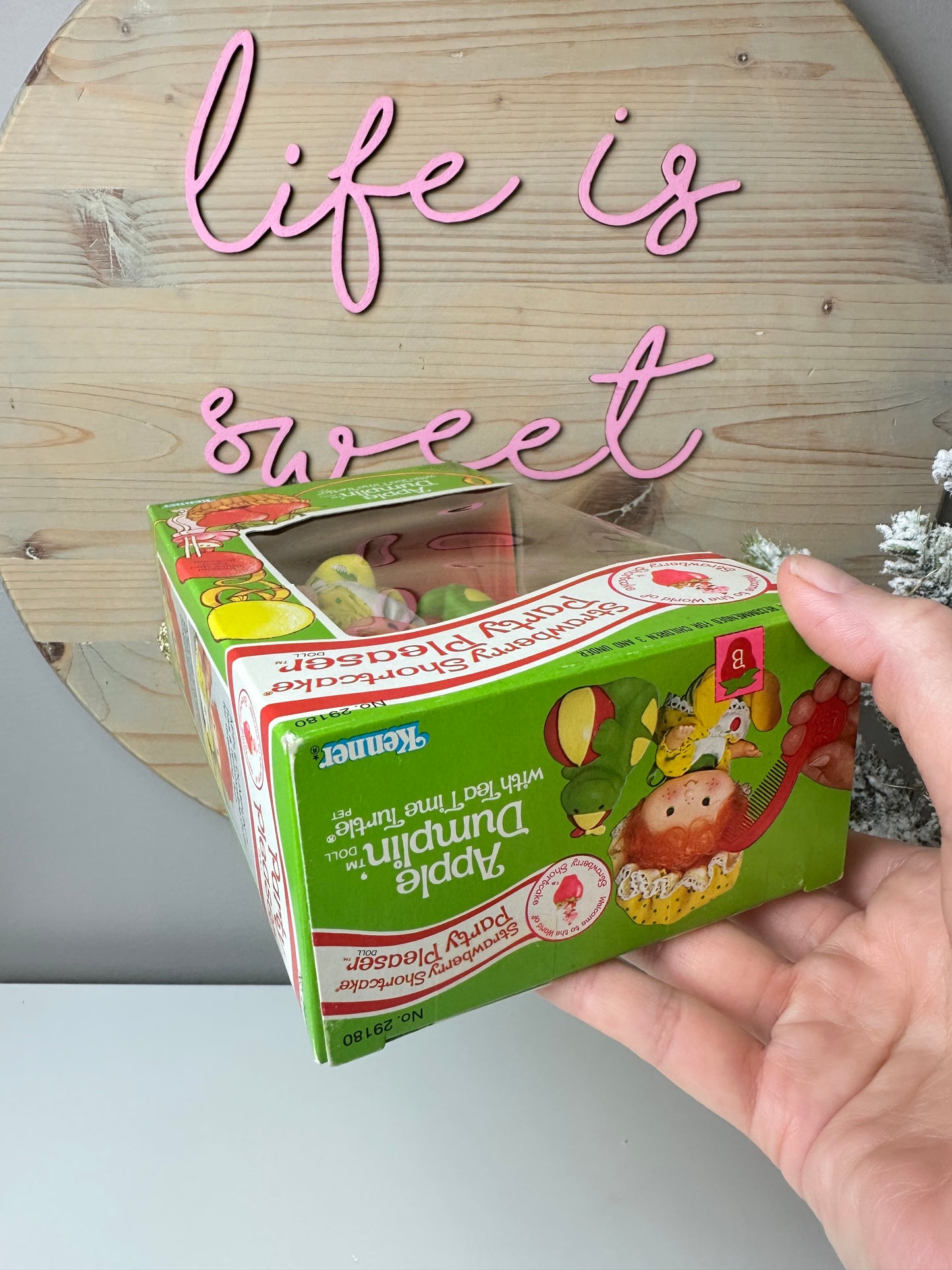 1984 Kenner Strawberry Shortcake Apple Dumplin' with Tea Time Turtle Party Pleaser Doll [Factory Sealed]