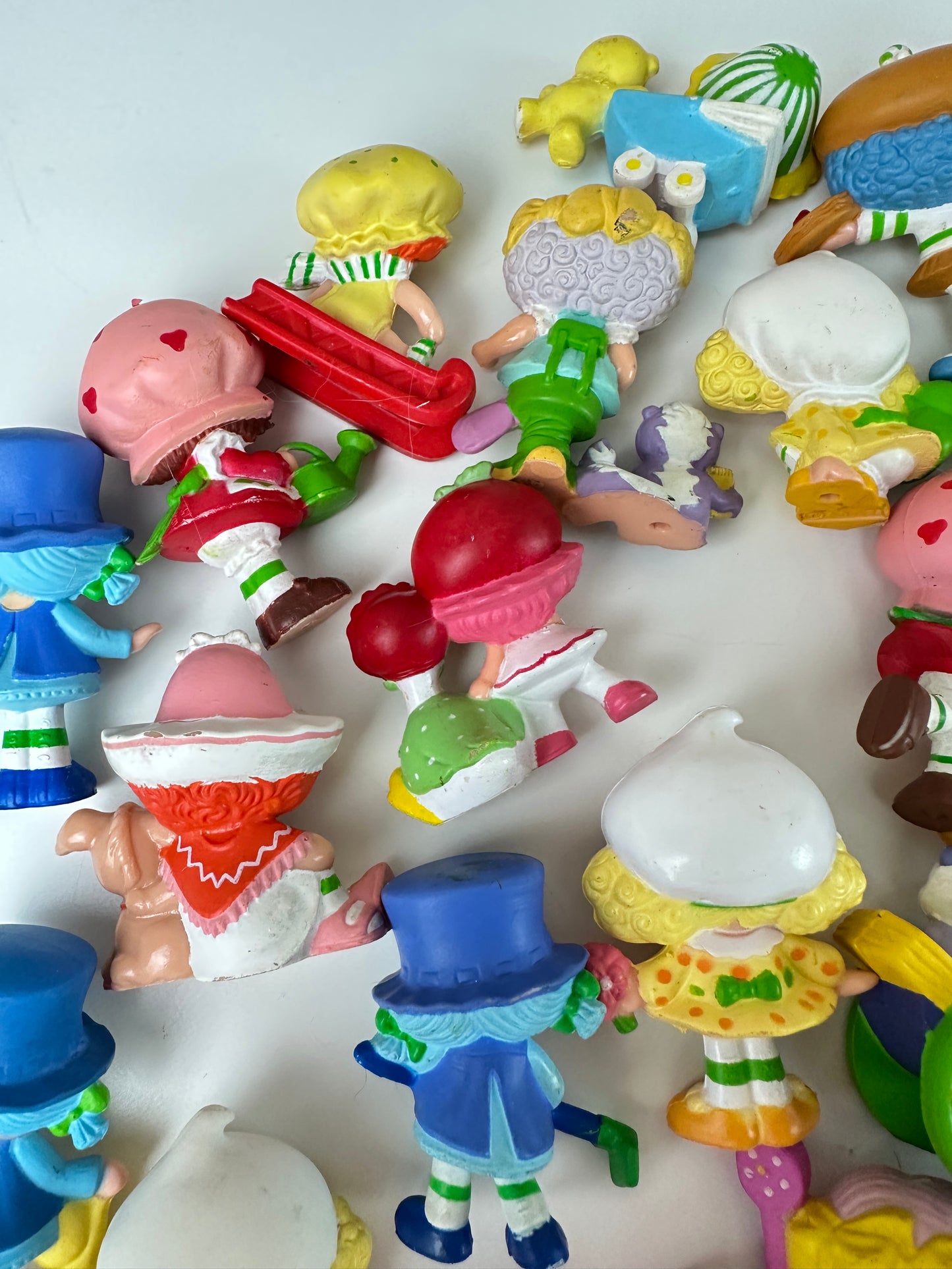1980s Kenner Strawberry Shortcake Strawberryland Miniatures PVC Figures [Sold Separately]