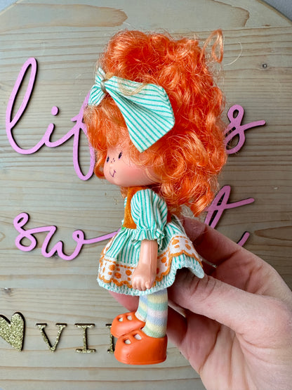 1980s Estrela Coleção Moranguinho Strawberry Shortcake Little Orange "Knot of Ribbon" Doll