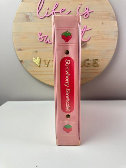 1984 Kenner Strawberry Shortcake Storybook Carrying Case