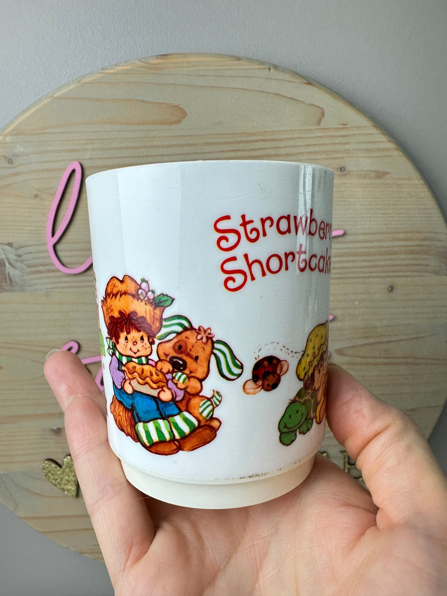 1980 Deka AGC Strawberry Shortcake Child's Cup