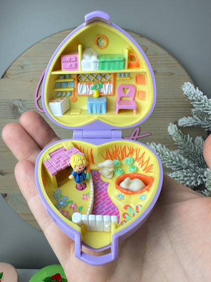1993 Bluebird Toys Polly Pocket Pretty Bunnies Pet Parade Complete