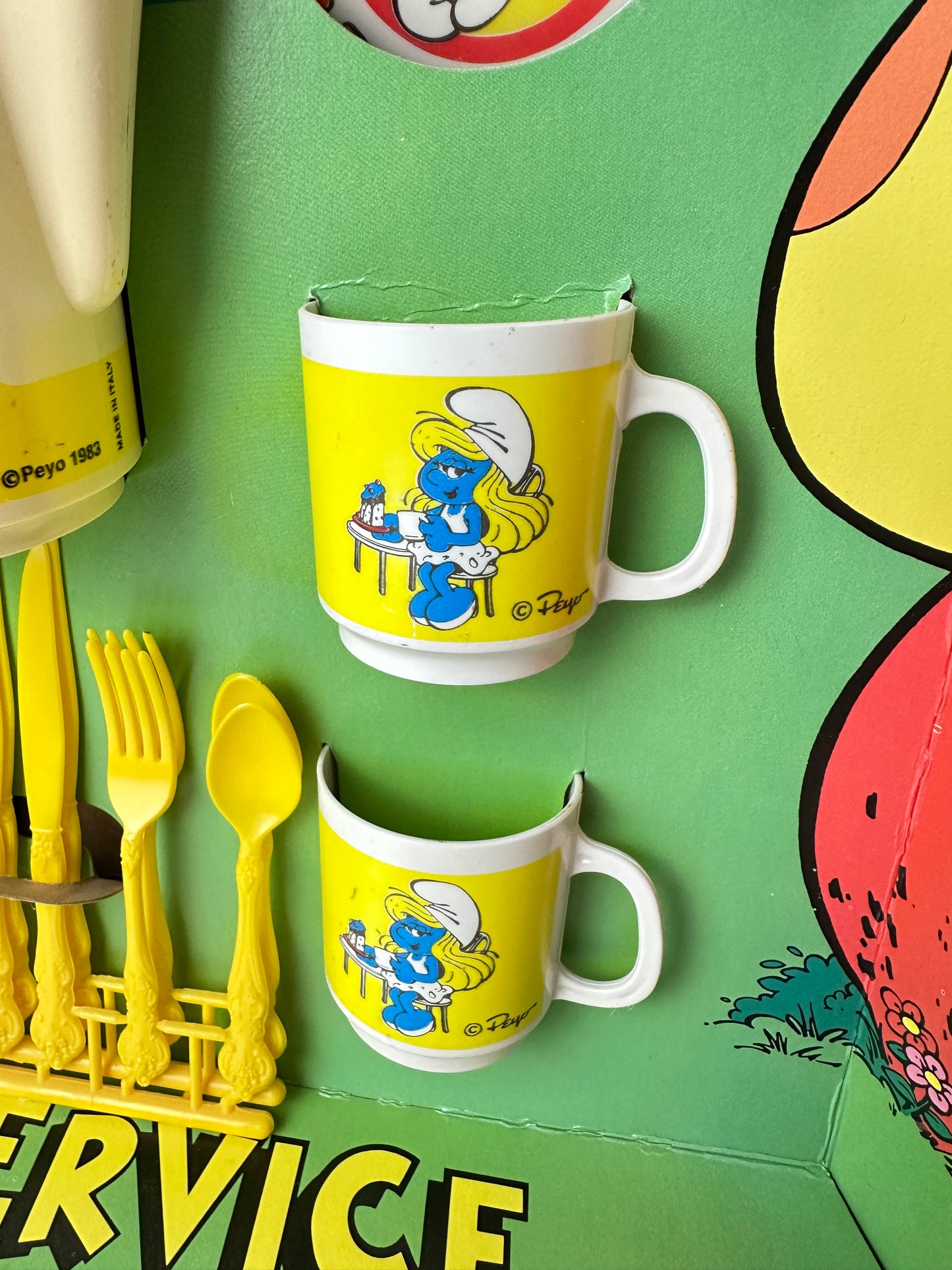 1983 Smurfs Smurfette Tea Service MIB