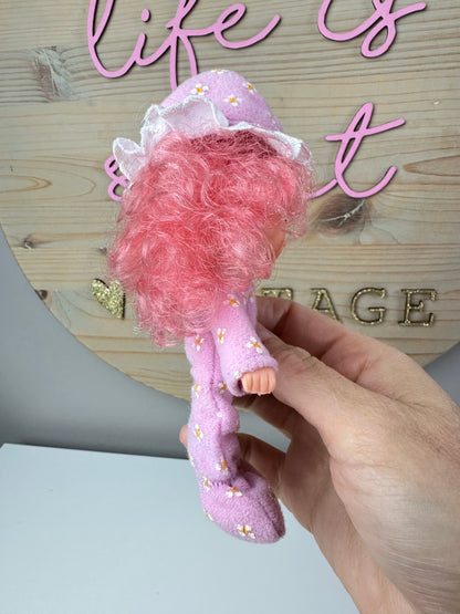 1984 Kenner Strawberry Shortcake Raspberry Tart with Sweet Sleeper Sweet Sleeper Doll