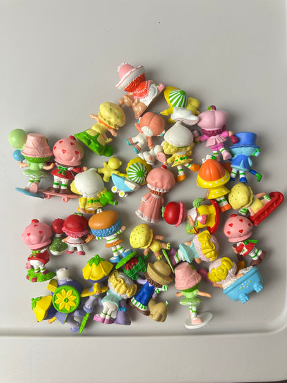 1980s Kenner Strawberry Shortcake Miniature Collection [Damaged]