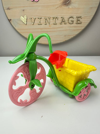 1982 Kenner Strawberry Shortcake Berry Cycle Doll Playset