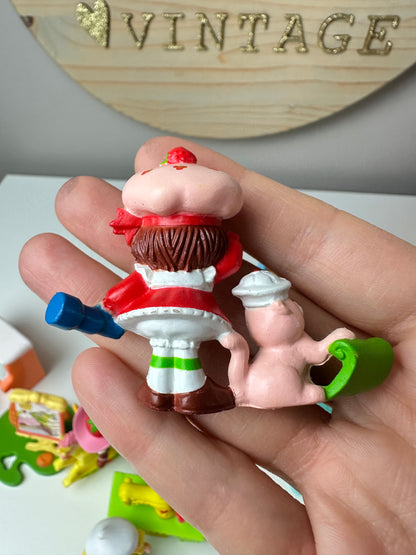 1983 Kenner Strawberry Shortcake Deluxe Miniature Sets [Sold Separately] *Berry Vault^