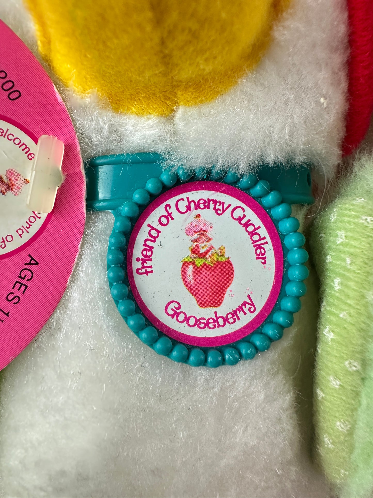 1982 Kenner Strawberry Shortcake Gooseberry Plush with Tag *Berry Vault*