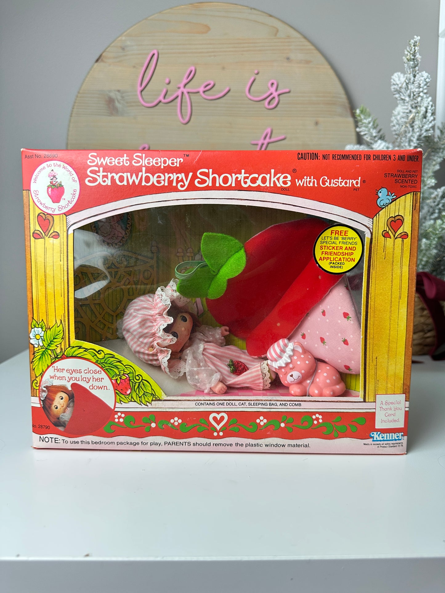 1984 Kenner Strawberry Shortcake Sweet Sleeper Dolls NRFB MIB [Sold Separately]