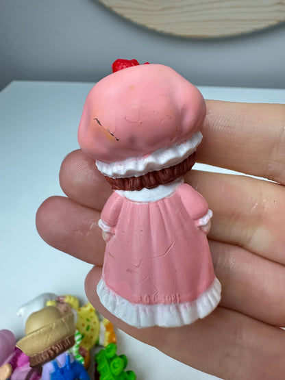 1980s Kenner Strawberry Shortcake in a Nightgown Miniature PVC