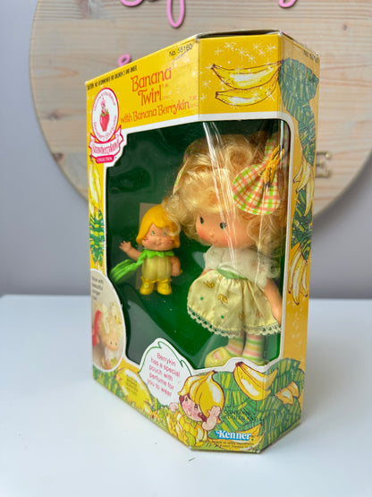 1985 Kenner Strawberry Shortcake Banana Twirl with Banana Berrykin Doll MIB *Berry Vault*