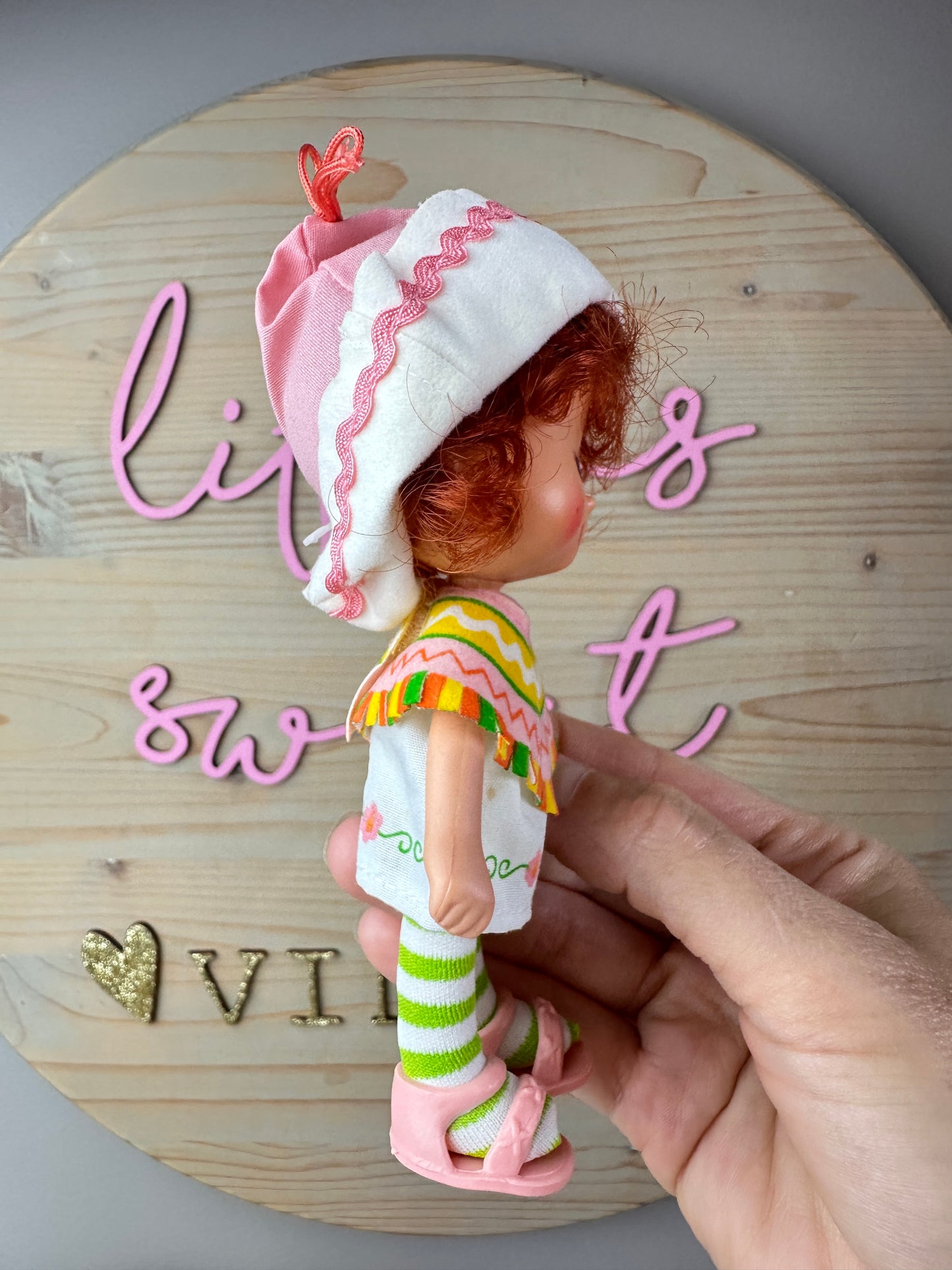 1983 Kenner Strawberry Shortcake Cafe Ole with Burrito *Berry Vault*