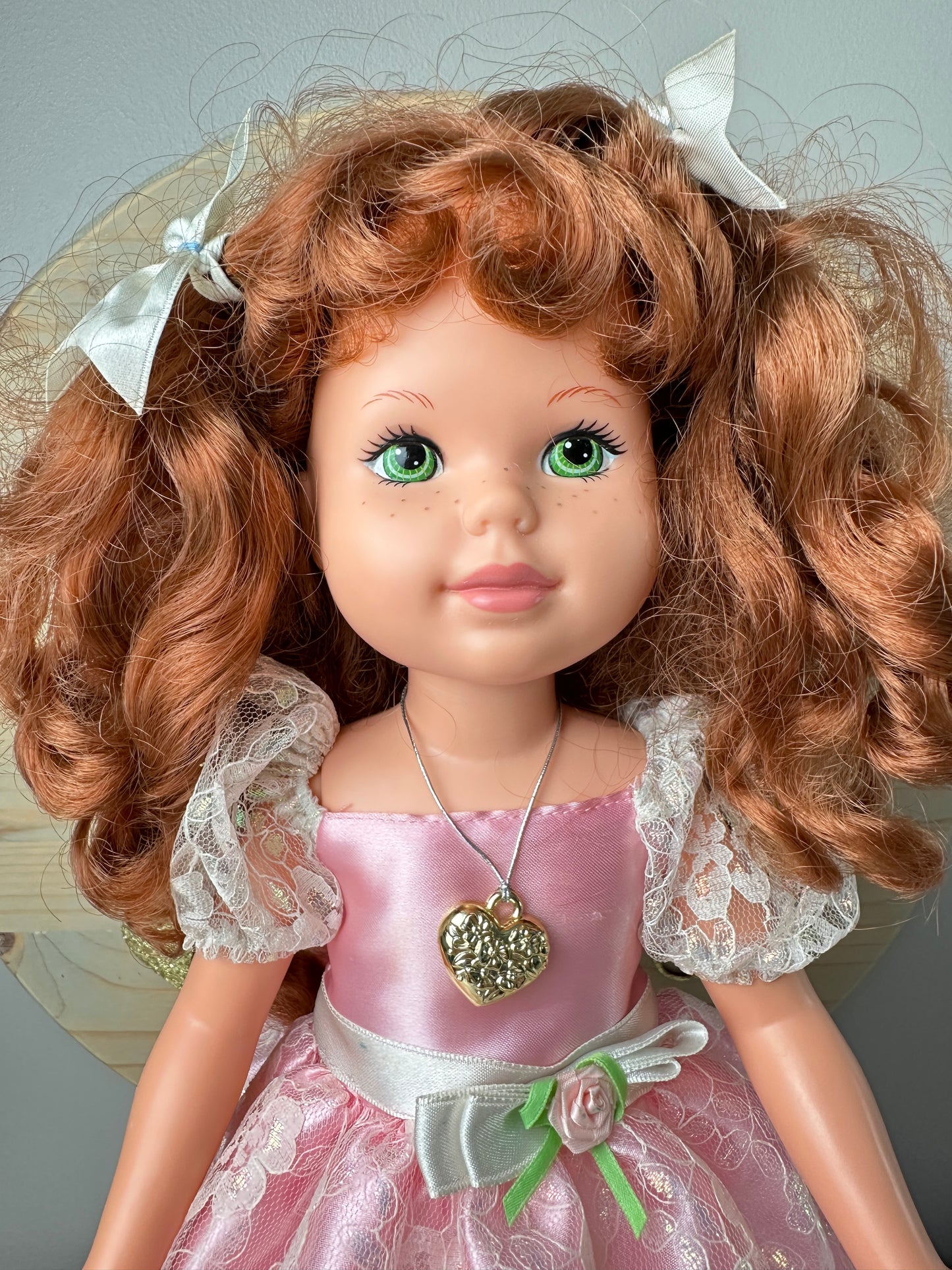 1989 Hasbro My Beautiful Doll Valerie with Box