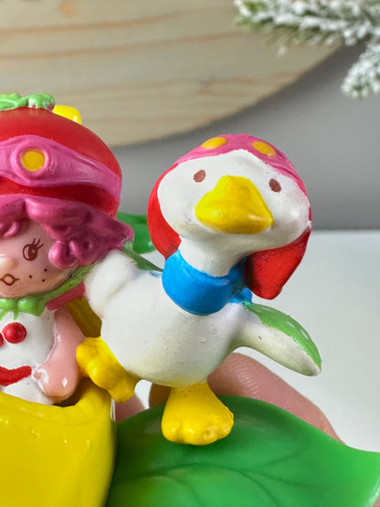 1984 Kenner Strawberry Shortcake Cherry Cuddler with Gooseberry Flying an Airplane Deluxe Mini PVC Figure *Berry Vault*