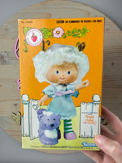 1982 Kenner Strawberry Shortcake Angel Cake with Souffle Doll MIB
