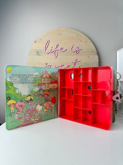 1984 Kenner Strawberry Shortcake Storybook Carry Case