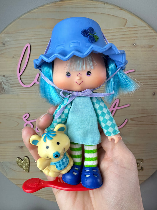 1982 Kenner Strawberry Shortcake Blueberry Muffin with Cheesecake Doll