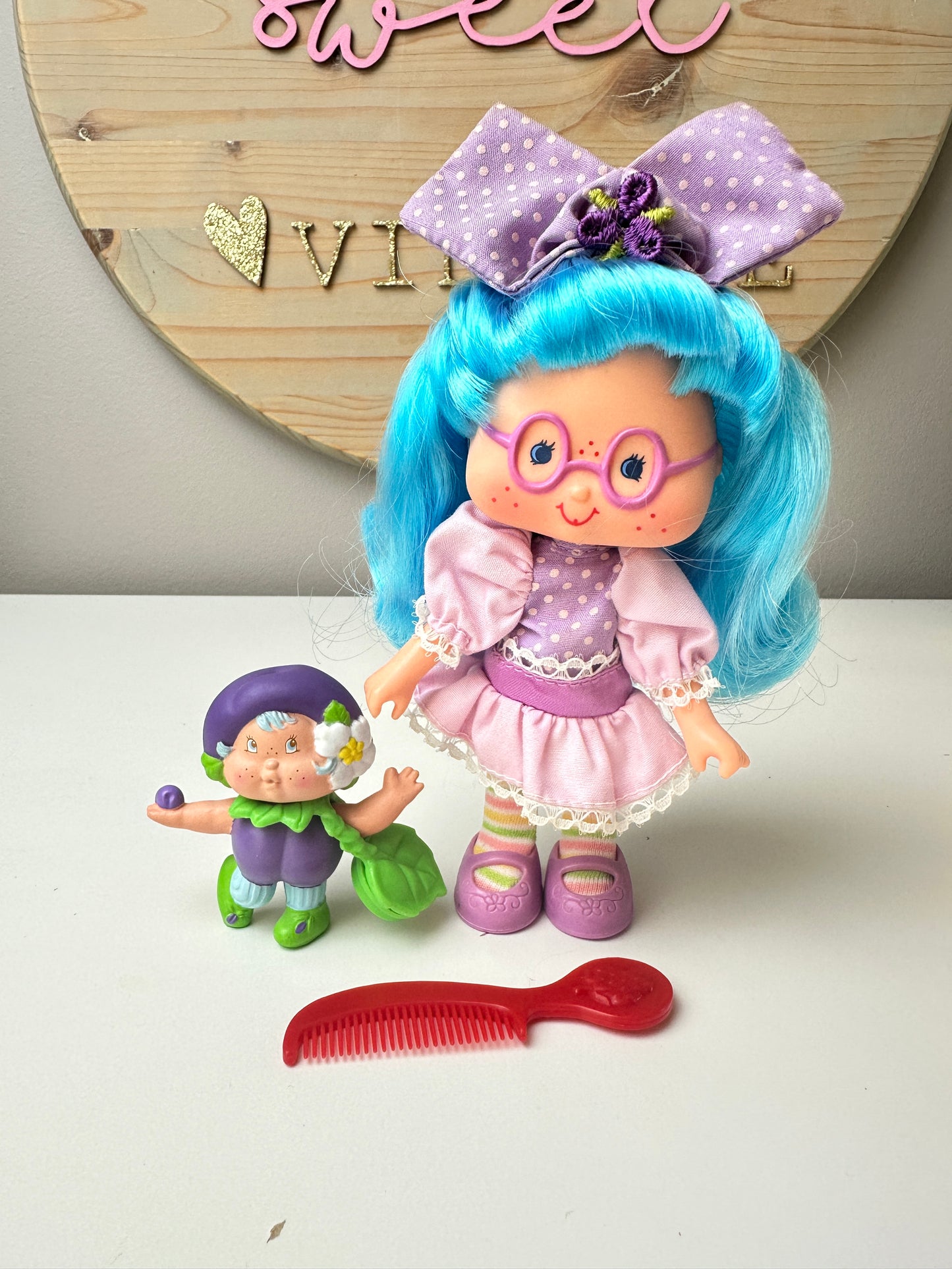1985 Kenner Strawberry Shortcake Plum Puddin' with Plum Berrykin Doll *Berry Vault*