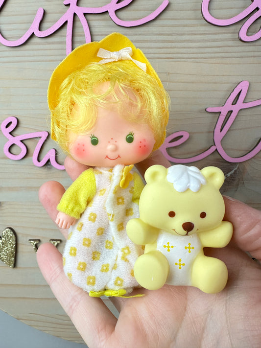 1982 Kenner Strawberry Shortcake Butter Cookie with Jelly Bear *Berry Vault*