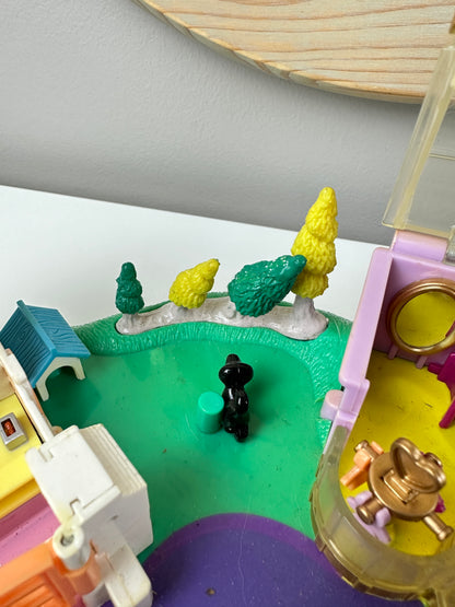 1996 Bluebird Polly Pocket Magical Movin' Boutique Playset