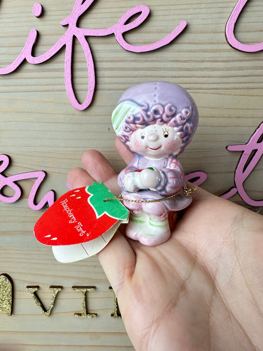 1980s AGC Strawberry Shortcake Designer's Collection Raspberry Tart Porcelain Figurine w/ Tag