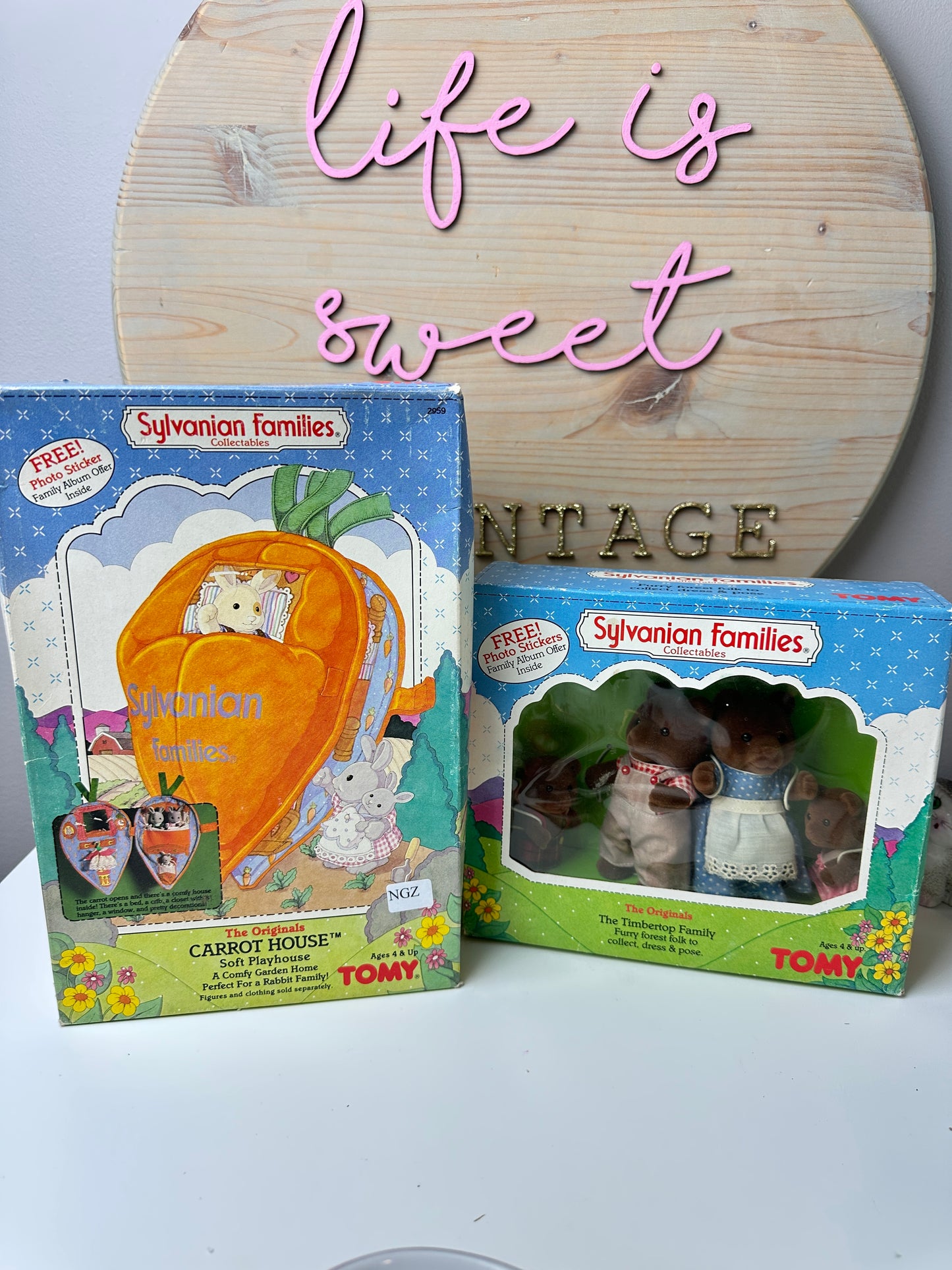 1980s Tomy Sylvanian Families Timbertop Family + Carrot House