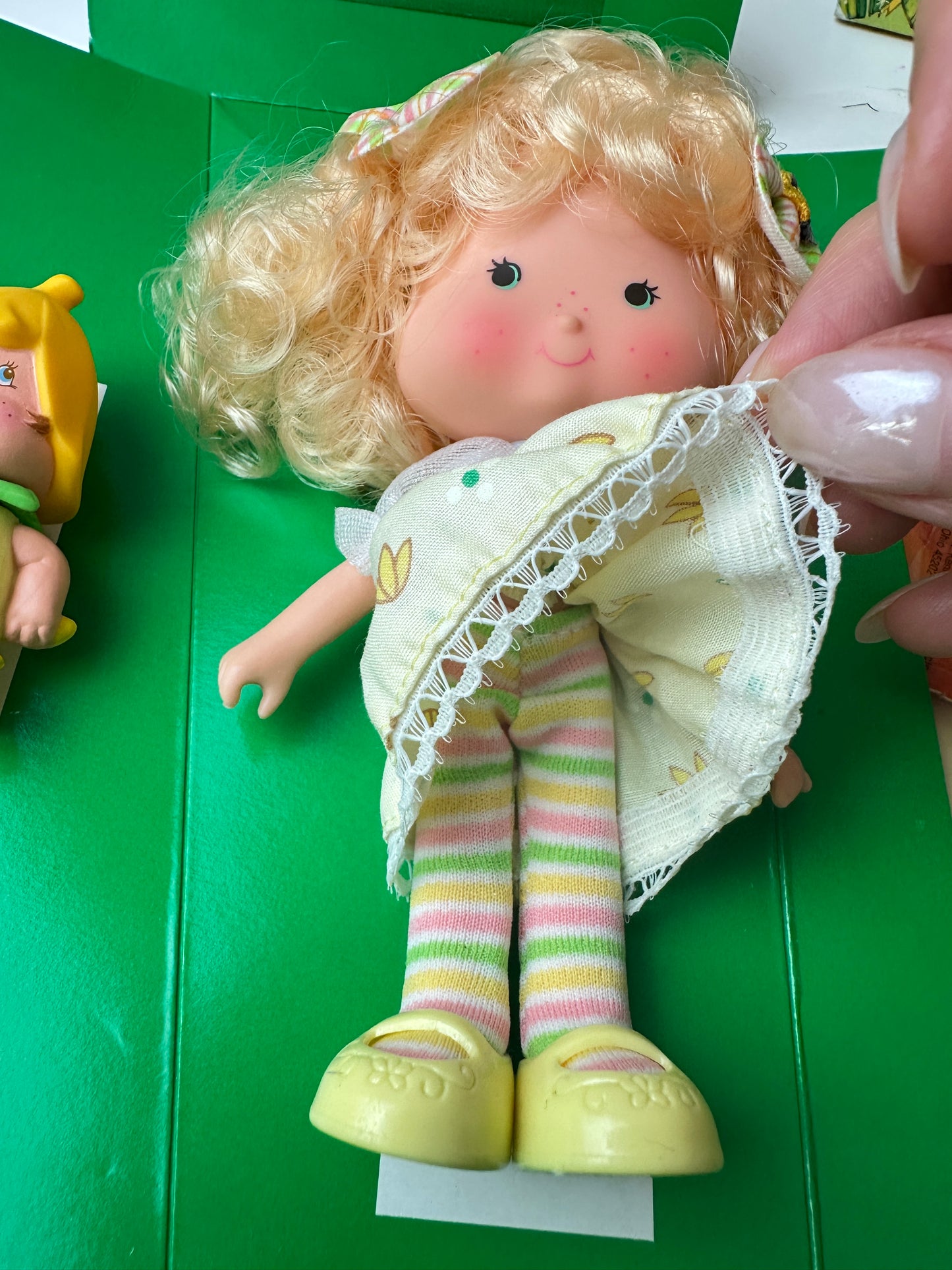 1985 Kenner Strawberry Shortcake Banana Twirl with Banana Berrykin Doll MIB *Berry Vault*