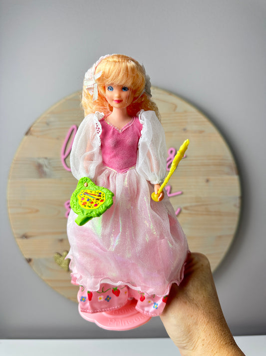 1985 Kenner Strawberry Shortcake Plum Berry Berrykin Princess Doll *Berry Vault*