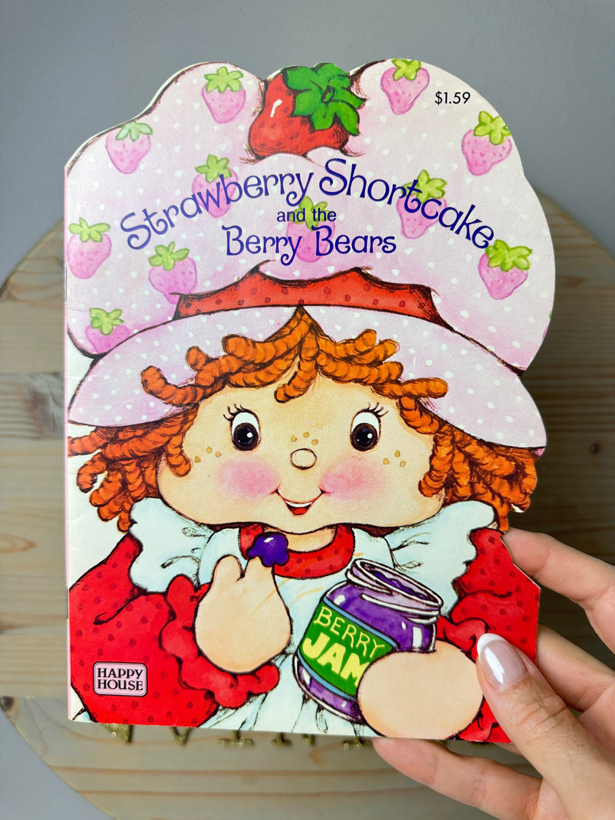 1983 Strawberry Shortcake and the Berry Bears Book