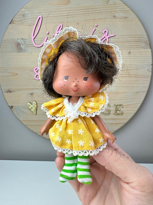 1984 Kenner Strawberry Shortcake Orange Blossom Party Pleaser Doll