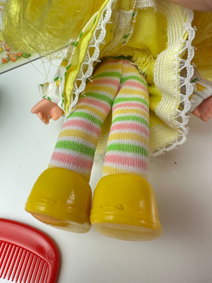 1985 Kenner Strawberry Shortcake Mint Tulip Berrykin Doll with Mint Berrykin *Berry Vault*