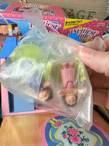 1991 Galoob My Prettiest Little Dollhouse in Box MIB