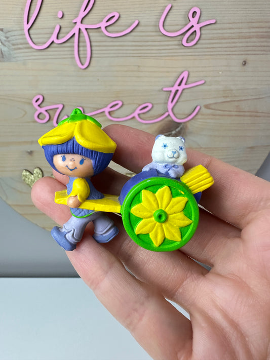 1983 Kenner Strawberry Shortcake Almond Tea with a Cart Miniature Mini PVC Figure #2