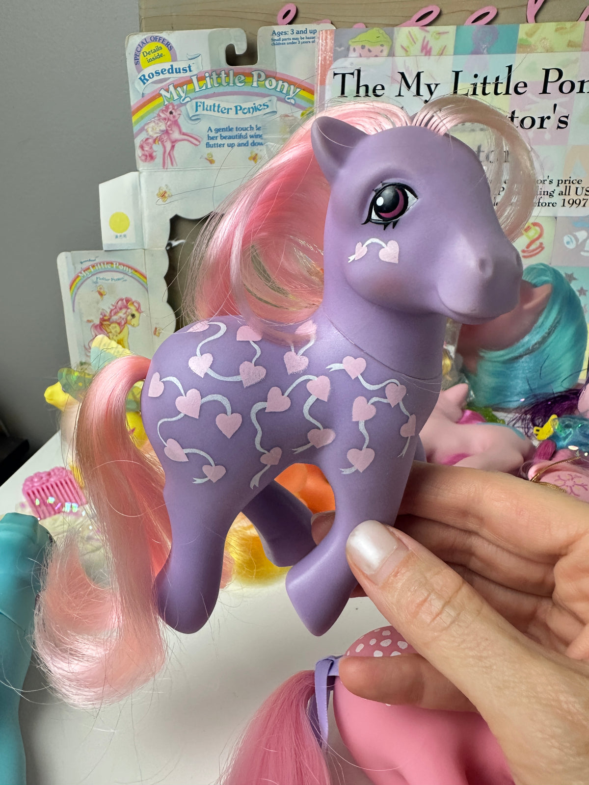 1980s G1 My Little Pony Lot with Accessories & Guide *Berry Vault*