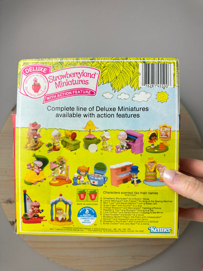 1983 Kenner Strawberry Shortcake Deluxe Miniature Sets [Sold Separately] *Berry Vault^