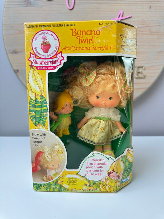 1985 Kenner Strawberry Shortcake Banana Twirl with Banana Berrykin Doll MIB *Berry Vault*