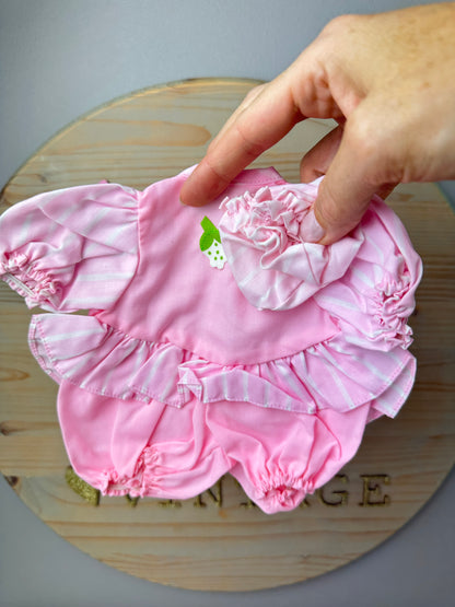 1980s Kenner Strawberry Shortcake Baby Needs A Name Blow Kiss Outfit [Unused Old Stock]