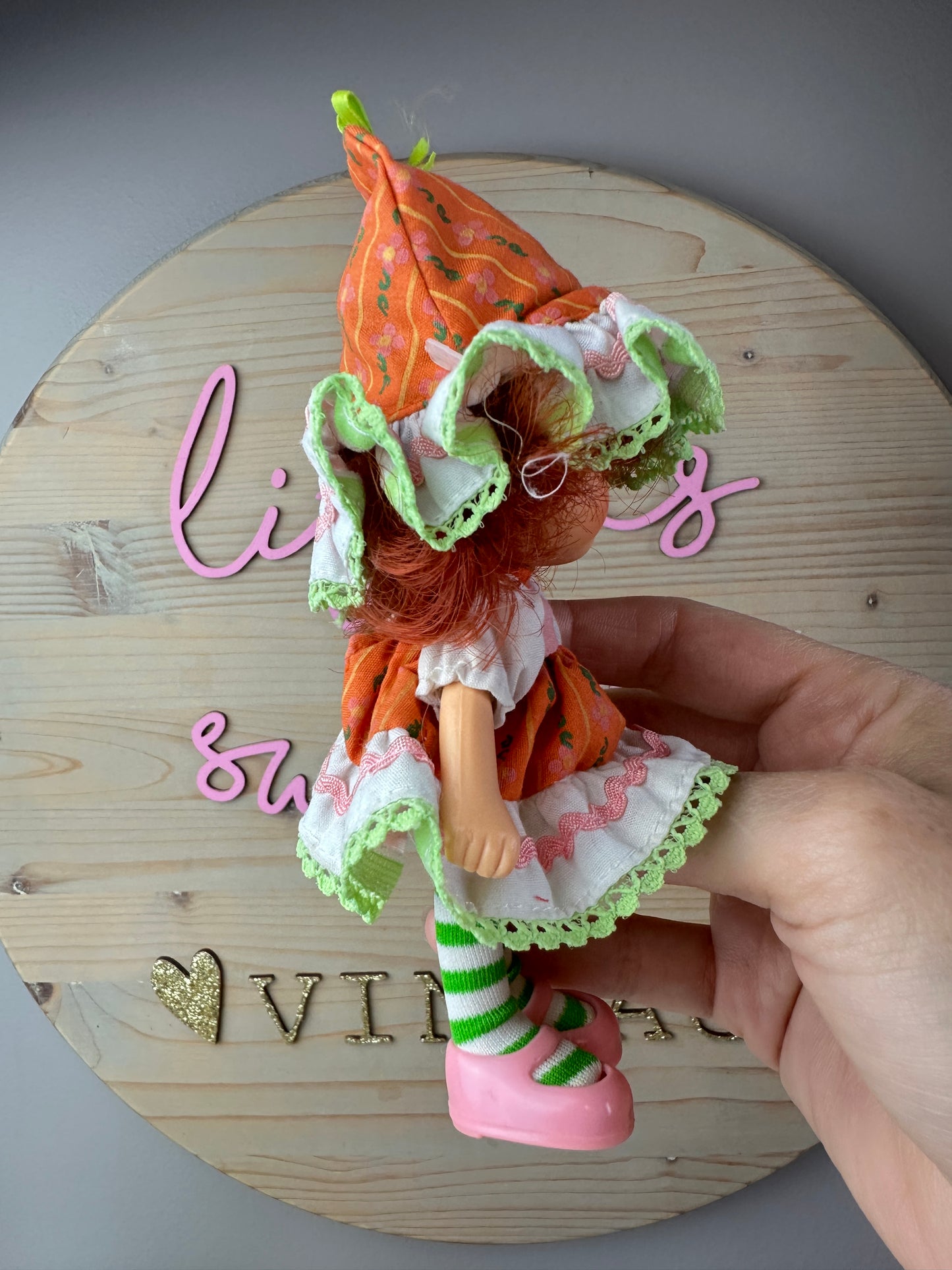 1984 Kenner Strawberry Shortcake Cafe Ole Party Pleaser *Berry Vault*
