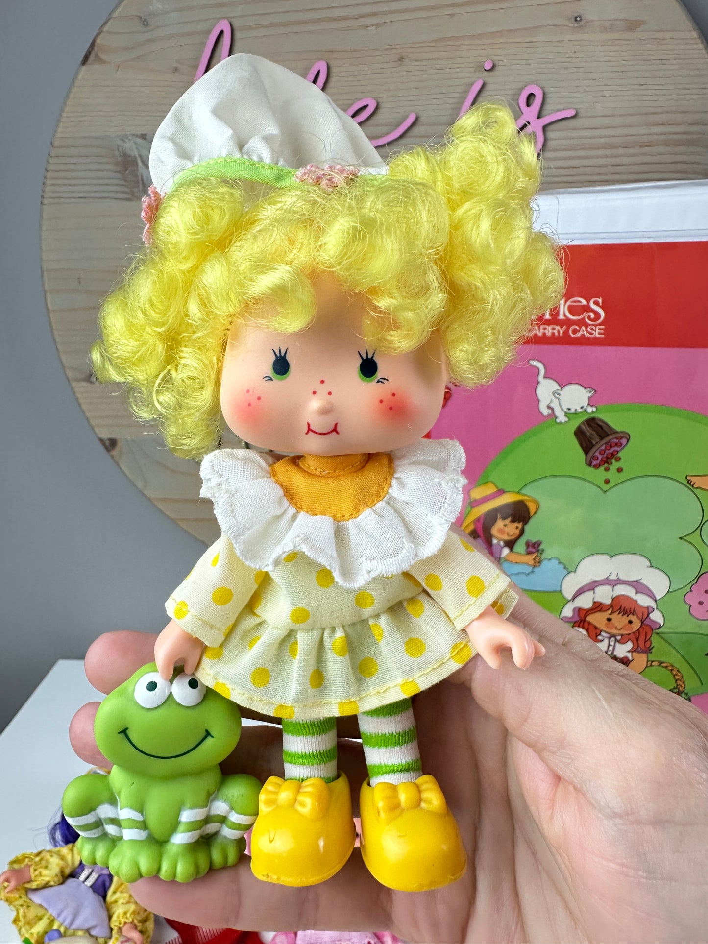 🎉 SHOP MY BINS 🎉 1980s Kenner Strawberry Shortcake Dolls Unplayed With [Sold Separately]