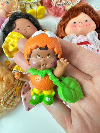 1985 Kenner Strawberry Shortcake COMPLETE Berrykin Doll Collection *Berry Vault*